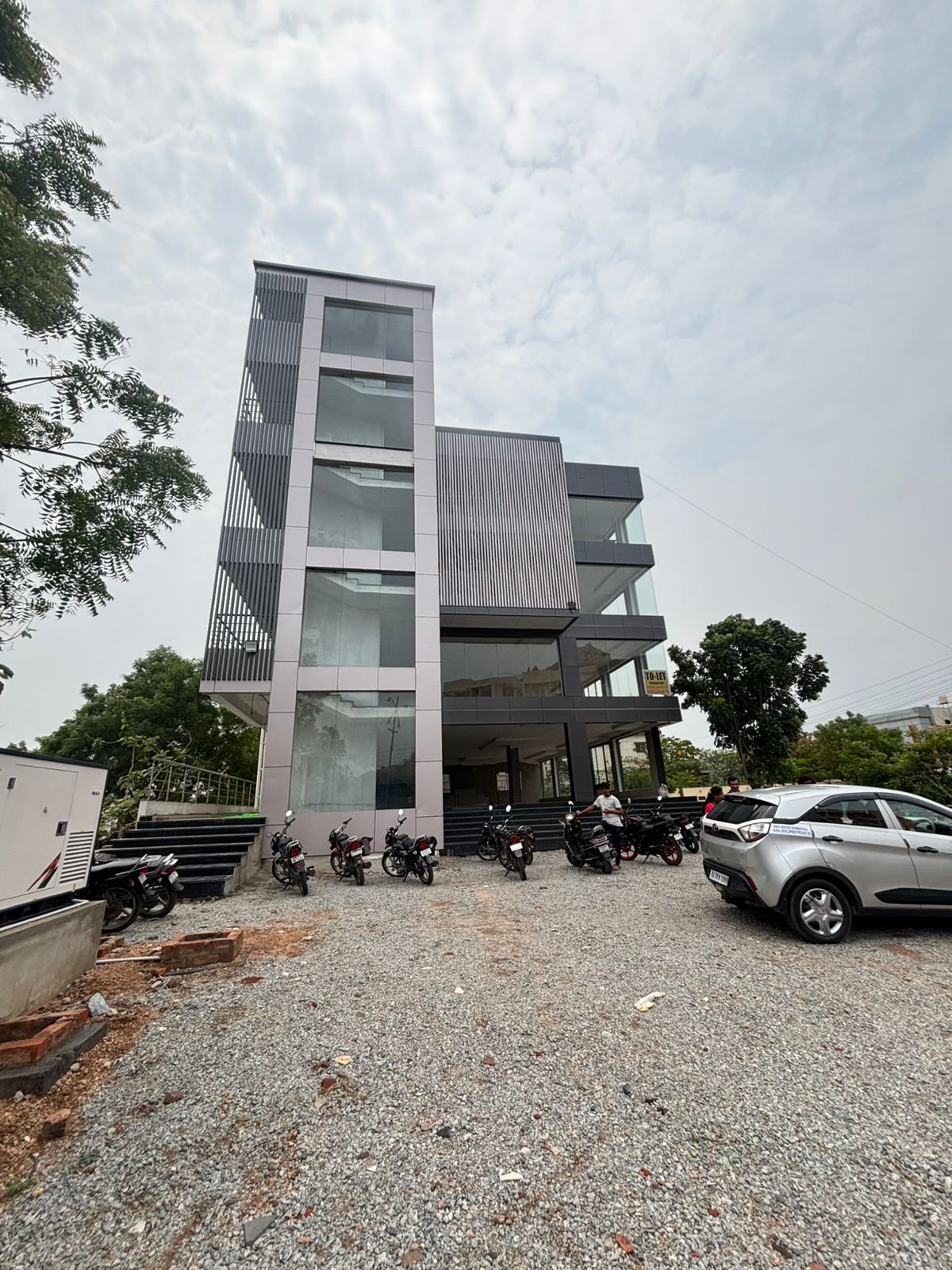 Mega Meadows commercial building — view 6